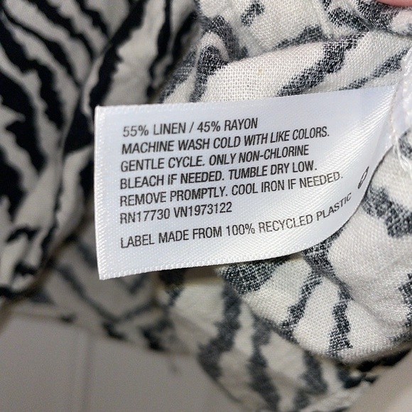 Ava & Viv Women’s Button Front 2X Shirt Oversized Linen Blend Animal Print - Picture 6 of 10